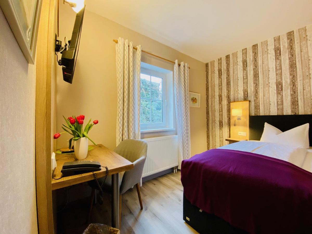 Hotel Zur Kutsche Oberschöna Kültér fotó