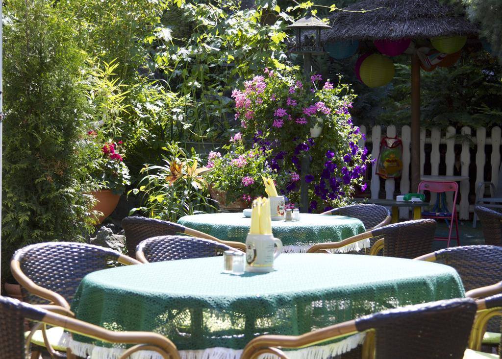 Hotel Zur Kutsche Oberschöna Kültér fotó
