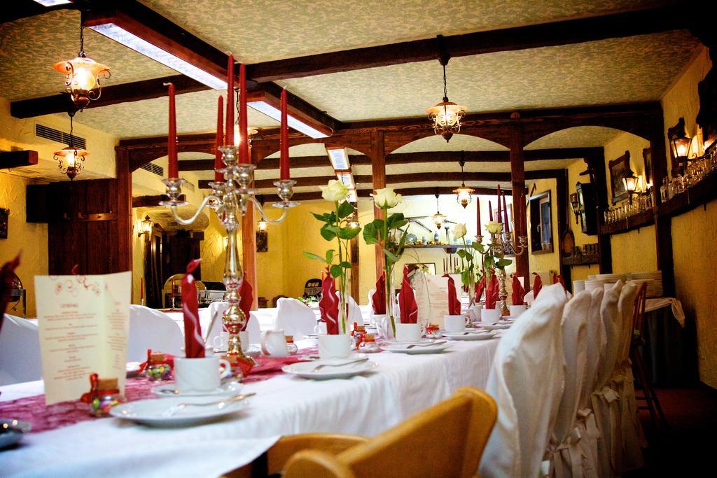 Hotel Zur Kutsche Oberschöna Kültér fotó